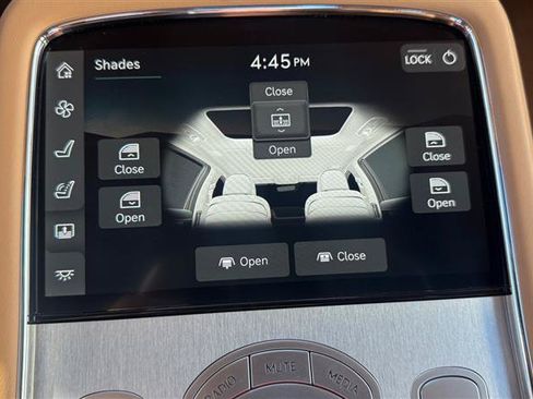 Used 2023 Genesis G90 3.5T AWD/4WD image 32