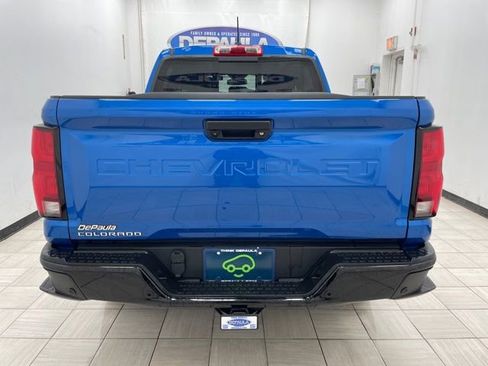 Used 2024 Chevrolet Colorado Z71 w/ Z71 Convenience Package 2 image 23