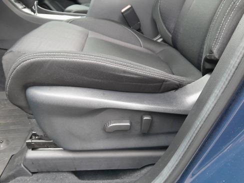 Used 2023 Subaru Ascent Premium w/ Convenience Package image 11