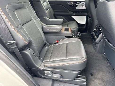 New 2026 Lincoln Aviator Black Label AWD/4WD image 11