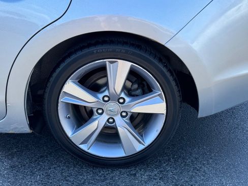 Used 2013 Acura ILX w/ Premium Package FWD image 8