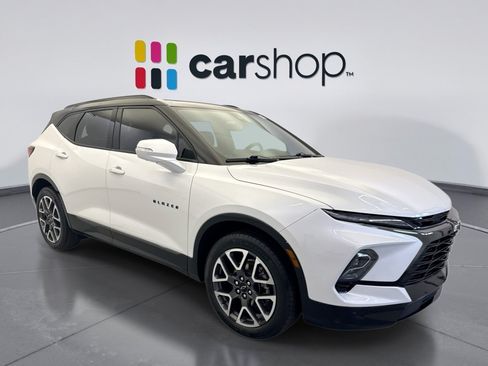 Used 2023 Chevrolet Blazer RS w/ Driver Confidence II Package FWD image 7