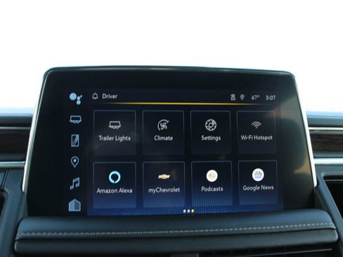 Used 2023 Chevrolet Suburban Premier image 54