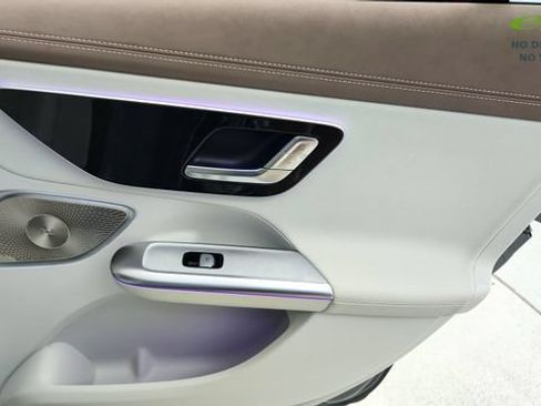 Used 2025 Mercedes-Benz EQE 350+ Sedan image 27