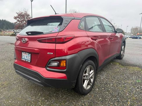 Used 2019 Hyundai Kona SE image 3