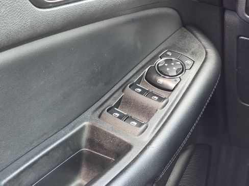 Used 2024 Ford Edge SE AWD/4WD image 17