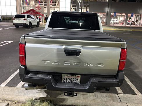 Used 2024 Toyota Tacoma SR image 6