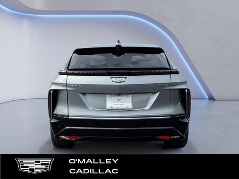 New 2026 Cadillac Lyriq Premium Luxury w/ LPO, Floor Liner Package image 4