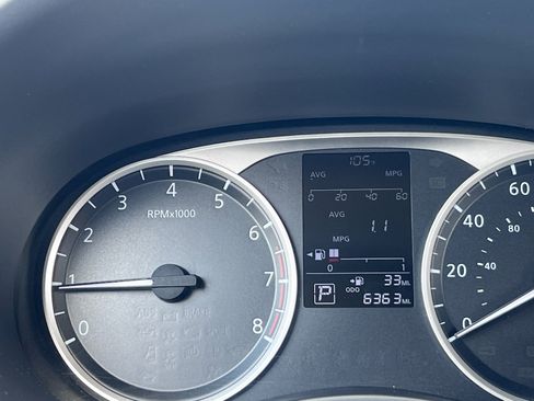 Used 2025 Nissan Kicks Play S FWD image 23