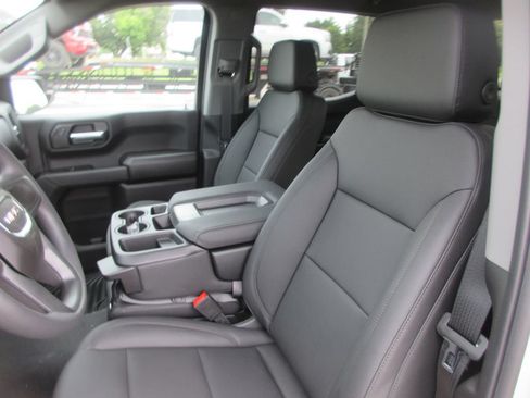 New 2026 GMC Sierra 1500 Pro w/ Pro Value Package AWD/4WD image 13