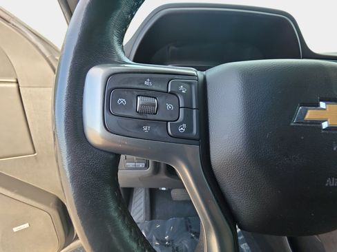 Used 2021 Chevrolet Suburban Premier w/ Premium Package AWD/4WD image 19