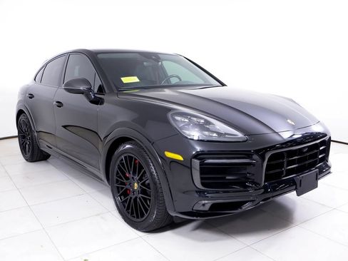Certified 2023 Porsche Cayenne GTS w/ Premium Package Plus AWD/4WD image 36