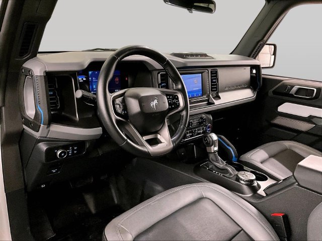 Used 2023 Ford Bronco Black Diamond w/ Sasquatch Package AWD/4WD image 12