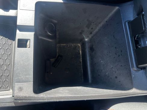 Used 2022 Nissan Frontier PRO-4X image 26