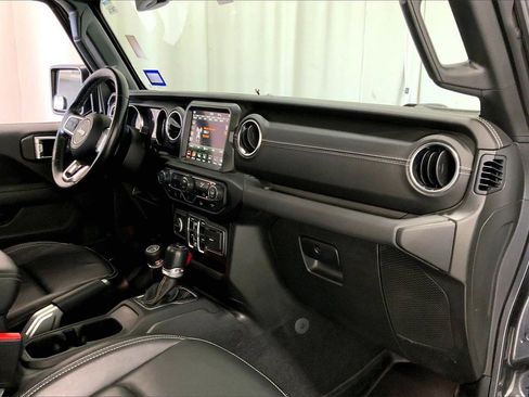 Used 2021 Jeep Gladiator Overland w/ Popular Equipment Package image 28