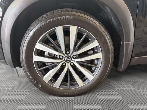 Used 2022 Nissan Pathfinder Platinum w/ Cargo Package AWD/4WD image 20