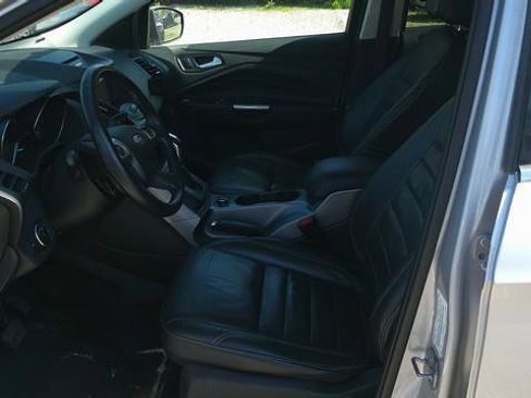 Used 2016 Ford Escape SE w/ SE Leather Comfort Package AWD/4WD image 5