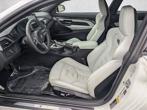 Used 2018 BMW M4 Coupe RWD image 15
