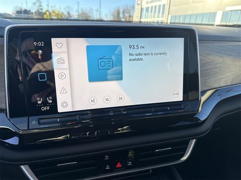 New 2026 Volkswagen Atlas SE image 12