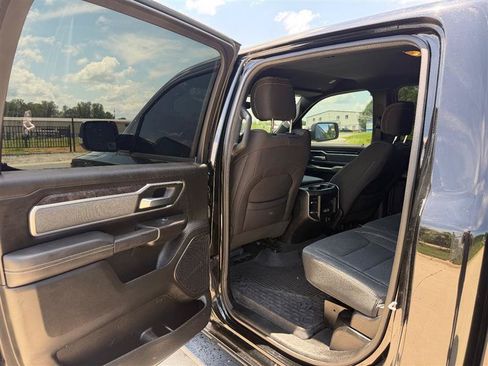 Used 2022 RAM 1500 Big Horn AWD/4WD image 17
