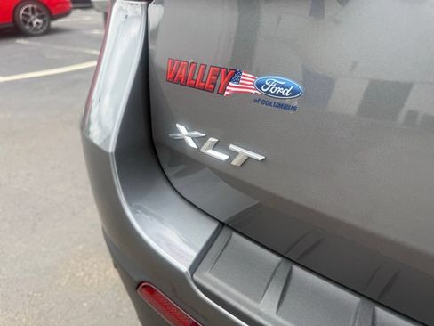 Used 2024 Ford Explorer XLT AWD/4WD image 41