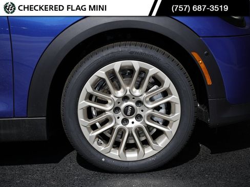 New 2025 MINI Cooper S image 4