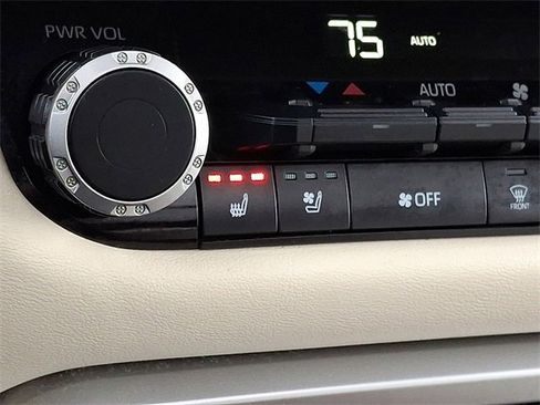 Used 2023 Toyota Tundra 1794 Edition image 27