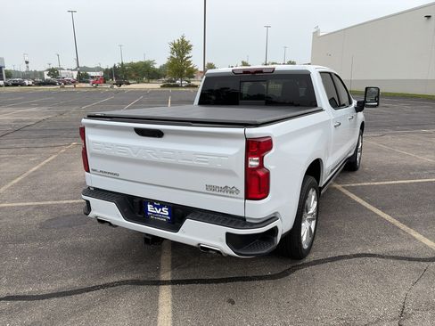 Used 2026 Chevrolet Silverado 1500 High Country w/ High Country Premium Package AWD/4WD image 6