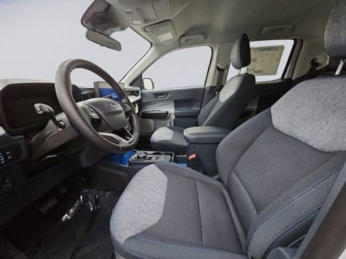 Used 2025 Ford Maverick XLT w/ XLT Luxury Package AWD/4WD image 9