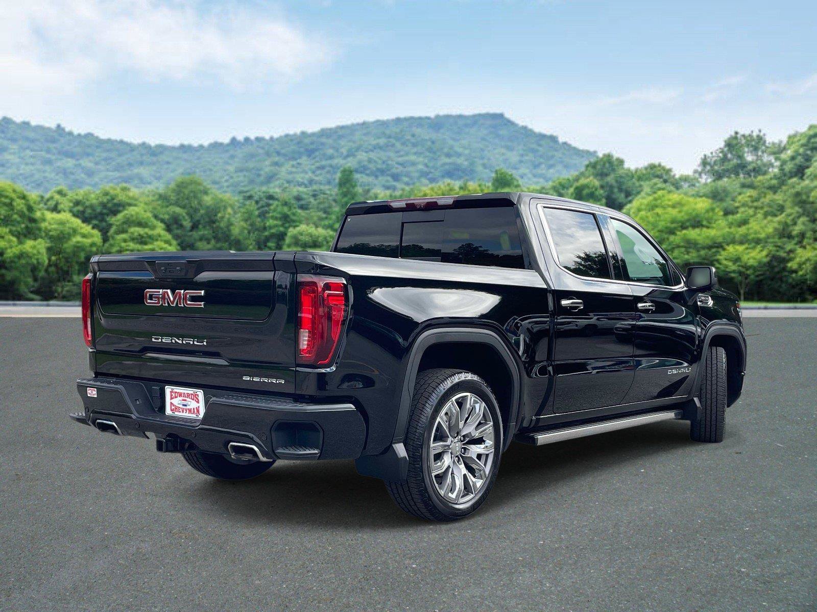 Used 2023 GMC Sierra 1500 Denali AWD/4WD image 3