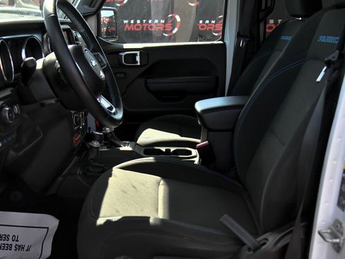 Used 2023 Jeep Wrangler Unlimited Rubicon 4xe w/ Steel Bumper Group image 19