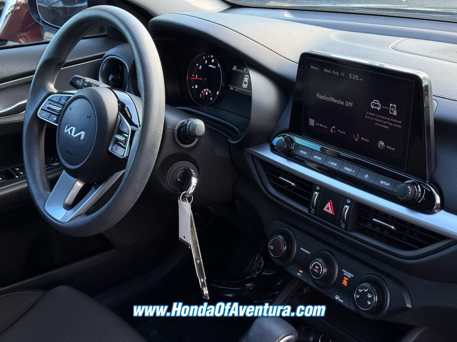 Used 2023 Kia Forte LXS w/ LXS Technology Package FWD image 11