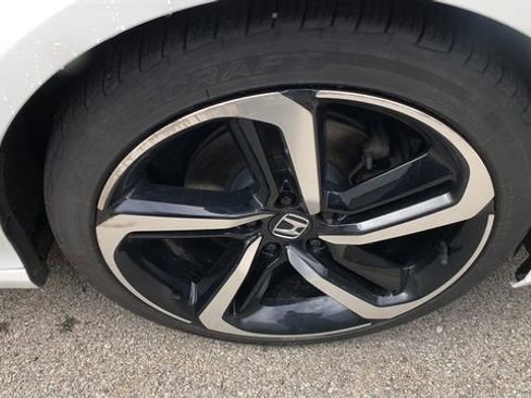 Used 2022 Honda Accord Sport image 12