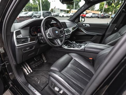 Used 2021 BMW X7 M50i w/ Executive Package AWD/4WD image 25