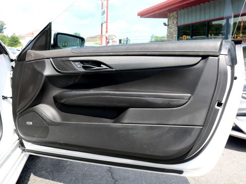 Used 2017 Cadillac ATS V w/ Luxury Package image 40