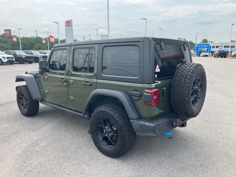 Used 2024 Jeep Wrangler Unlimited AWD/4WD image 5