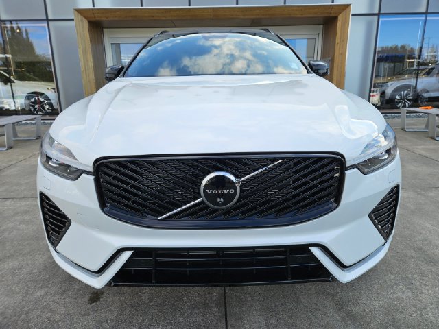 Used 2026 Volvo XC60 T8 Polestar w/ Protection Package Premier AWD/4WD image 2