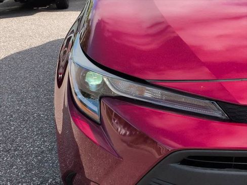 Certified 2025 Toyota Corolla LE FWD image 10