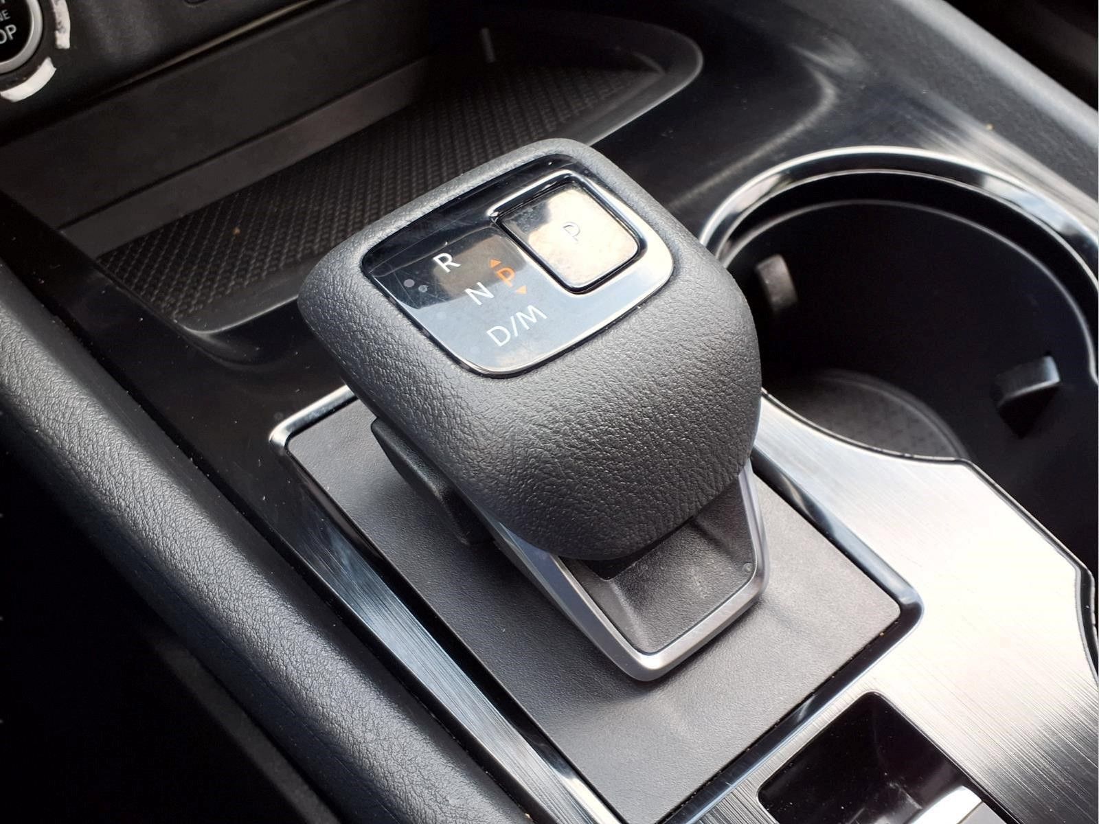 Used 2023 Nissan Rogue SV FWD image 19