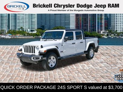 Used 2023 Jeep Gladiator Sport