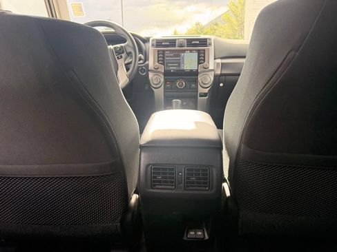 Used 2023 Toyota 4Runner SR5 AWD/4WD image 20