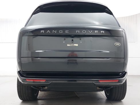 Used 2023 Land Rover Range Rover Long Wheelbase Autobiography AWD/4WD image 6
