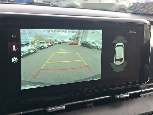 Certified 2023 Kia Carnival EX image 19