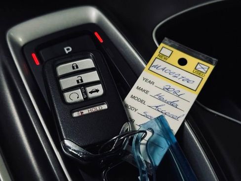 Used 2021 Honda Accord Sport image 33