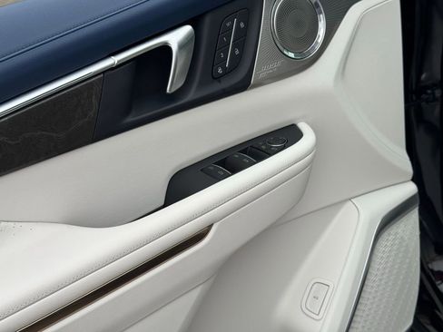 New 2026 Buick Enclave Avenir w/ Super Cruise Package image 19