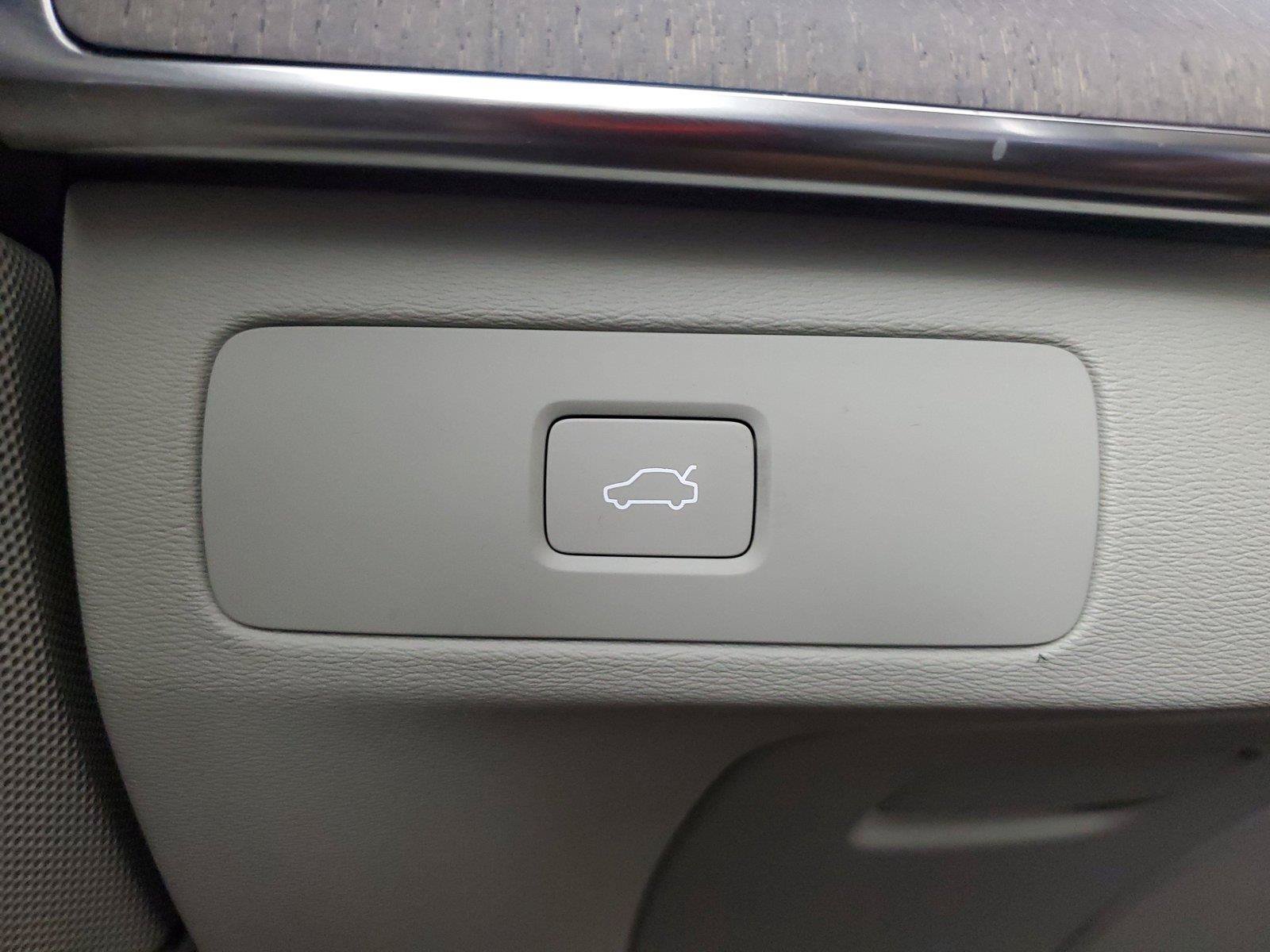 Certified 2026 Volvo XC90 B6 Ultra AWD/4WD image 36
