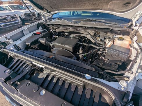 Used 2024 Chevrolet Silverado 3500 W/T image 32