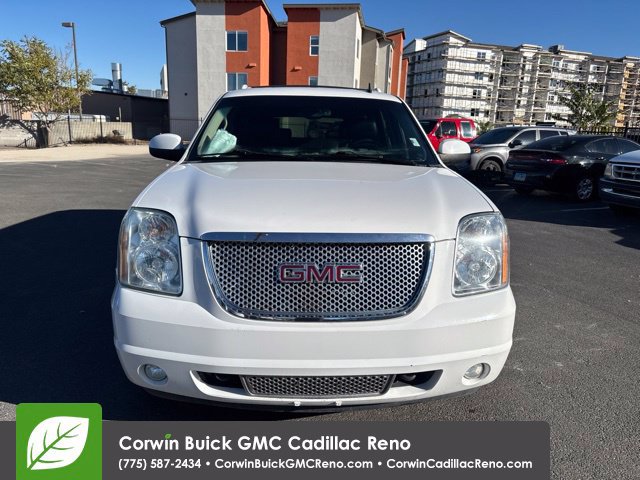 Used 2013 GMC Yukon XL Denali AWD/4WD image 3