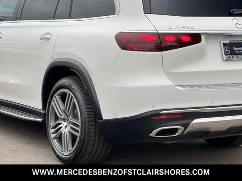 New 2026 Mercedes-Benz GLS 450 4MATIC image 4