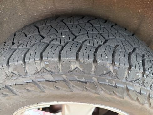 Used 2011 Jeep Grand Cherokee Laredo image 5